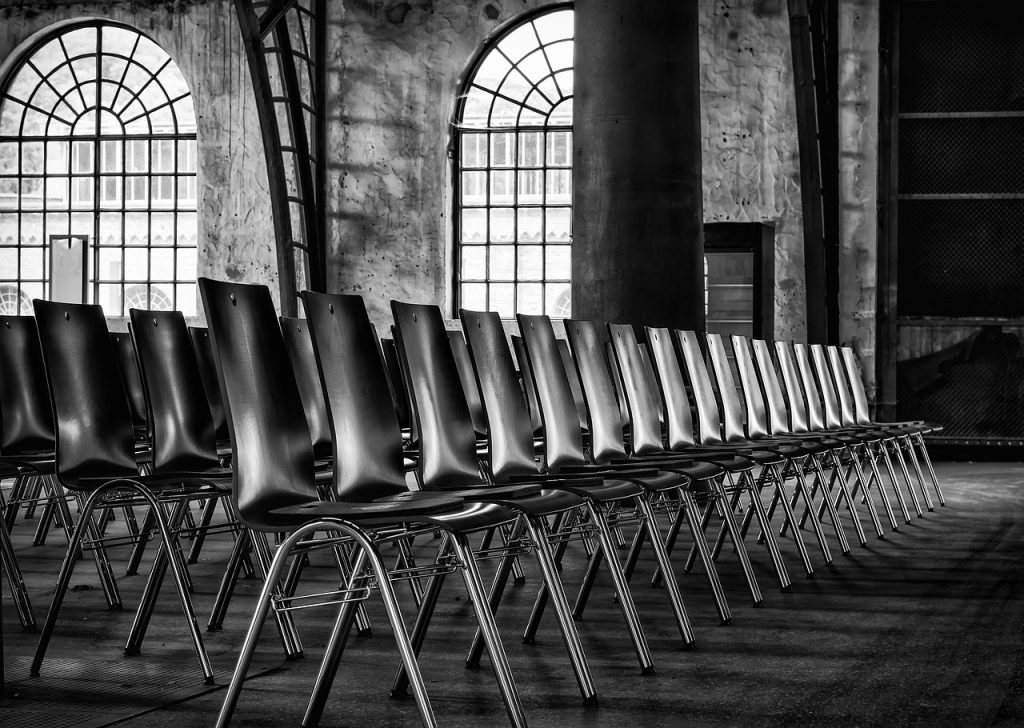 chairs, row, to sit-2593531.jpg